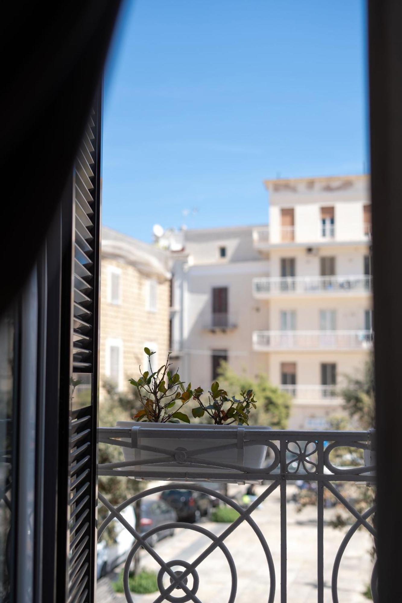 B&B Longobardi Trani Exterior photo