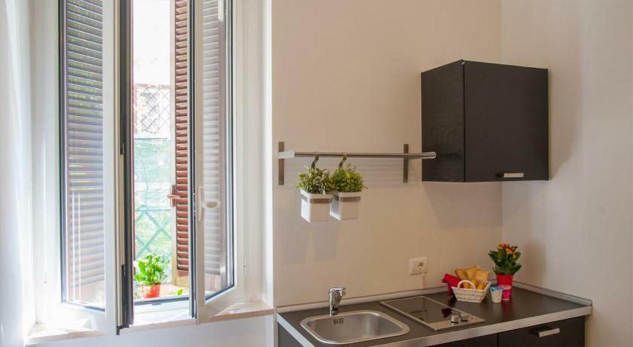 B&B Longobardi Trani Exterior photo